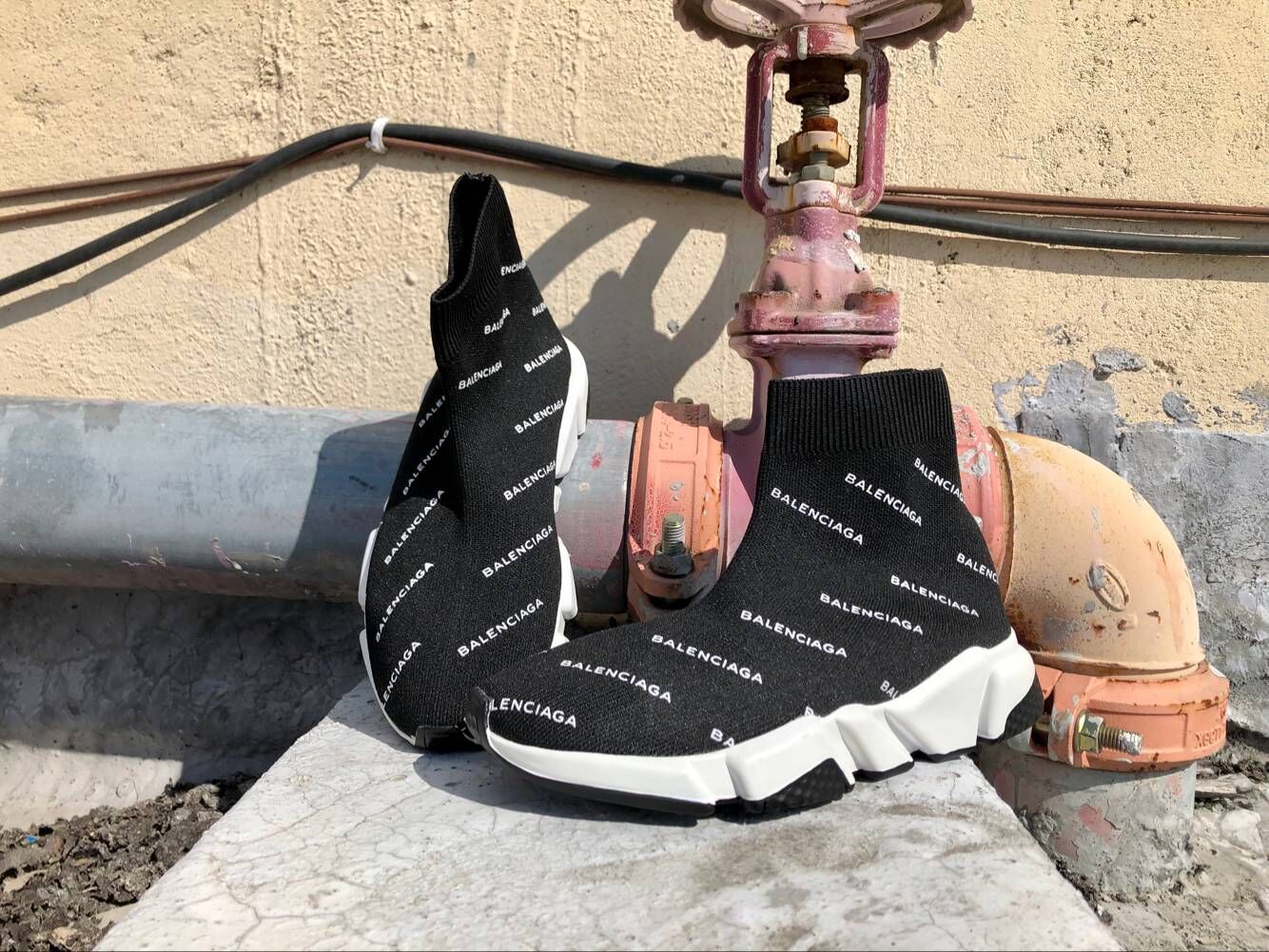 Balenciaga Speed Black Signature